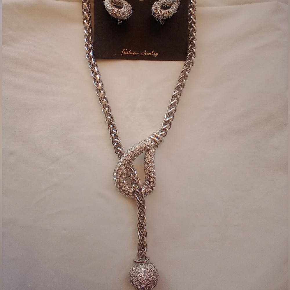 Traci Lynn rhodium plating necklace & Earring Set with austrian crystals! 18in